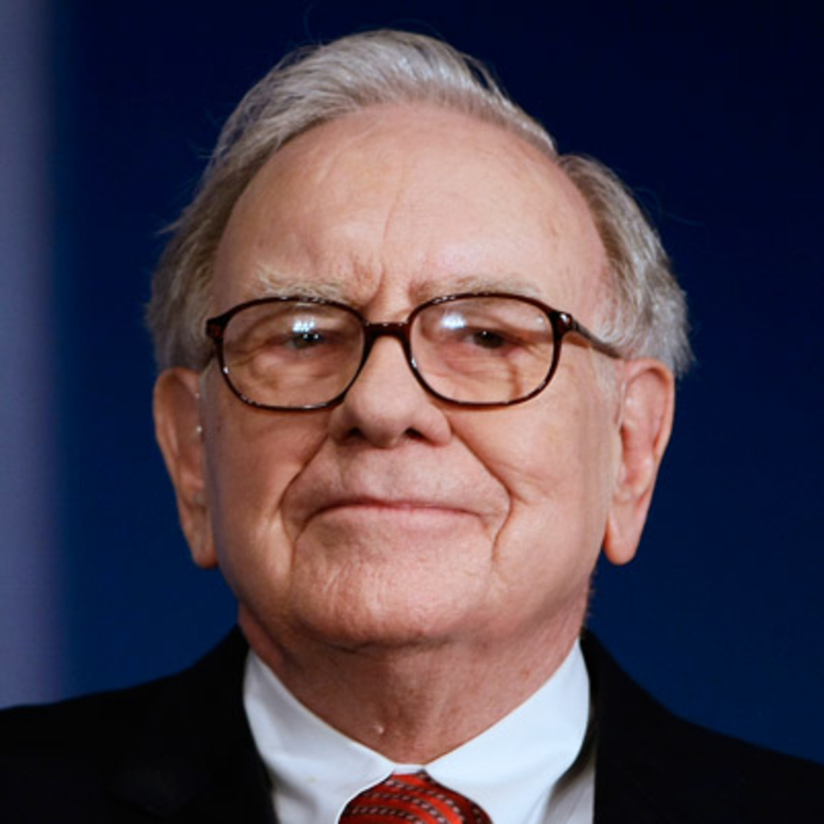 Warren Buffett đại cổ đông của hai ngân hàng lớn nhất thế giới