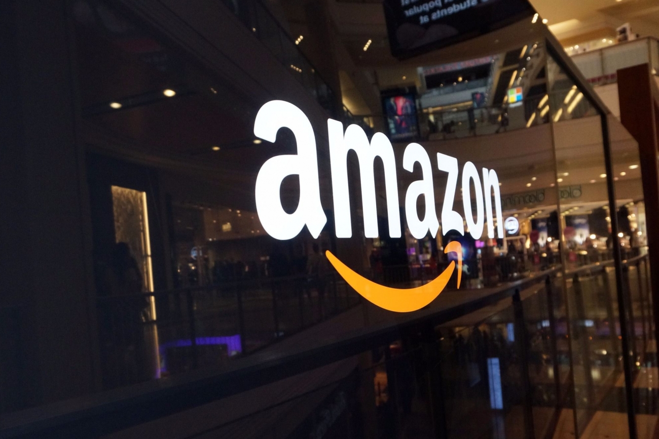 Thương mại điện tử Mỹ tăng mạnh nhờ Amazon.