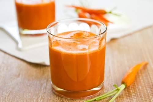6 lợi ích tuyệt vời từ nước ép cà rốt