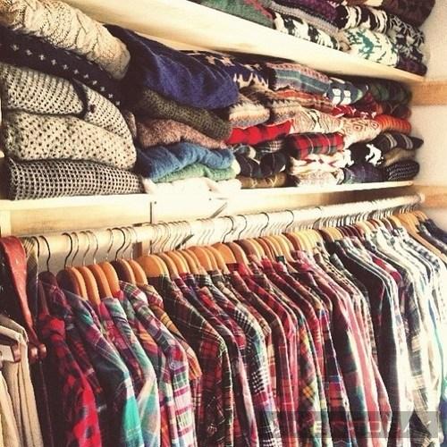 Sắp xếp tủ quần áo khi giao mùa