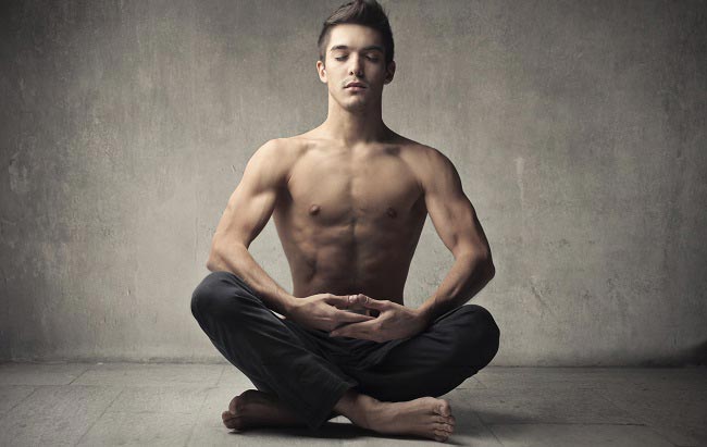 Lợi ích Yoga đối với sức khỏe nam giới 