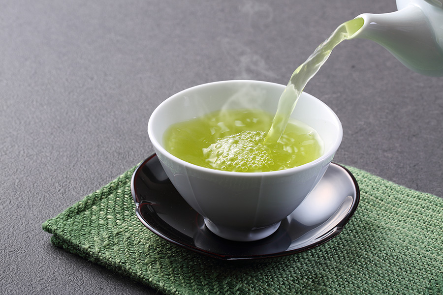 Uống ly trà xanh để thoải mái hơn