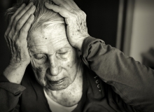 10 dấu hiệu cảnh báo bệnh Alzheimer