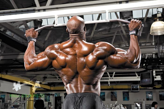 5 bài tập xây dựng cơ bắp thân trên cho nam giới