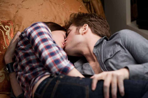 10 bí mật về nụ hôn